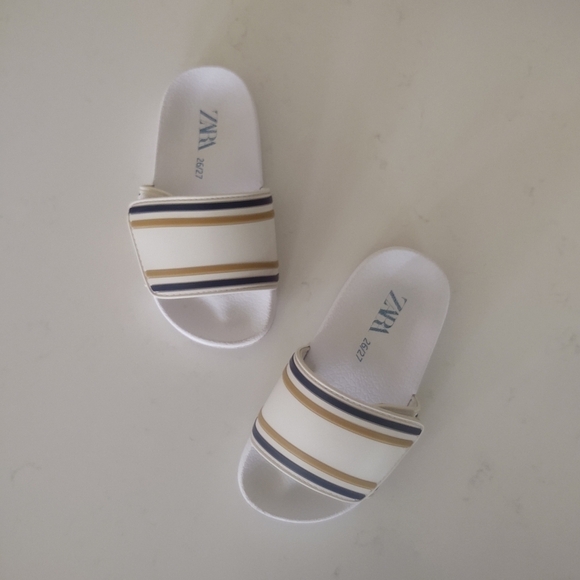 ZARA | Slide Sandals - Picture 1 of 5